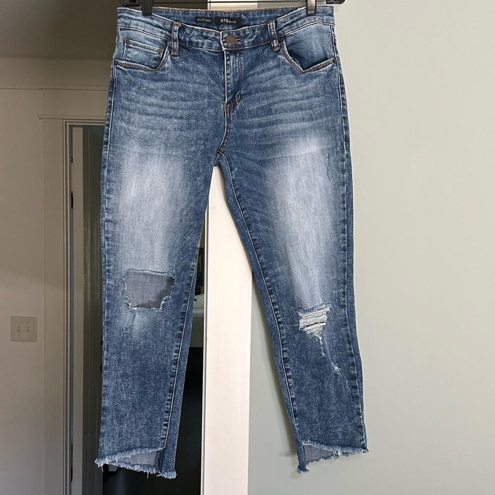 STS Blue Taylor Step Hem Ripped Jeans (Altamont)